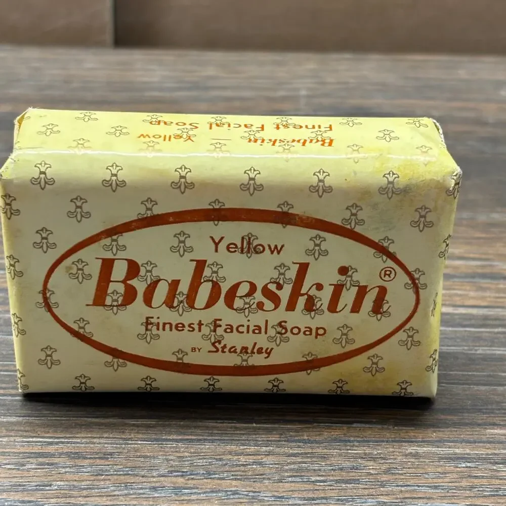Vintage Babeskin Finest Facial Bar Soap by Stanley 50s/60s Yellow RARE